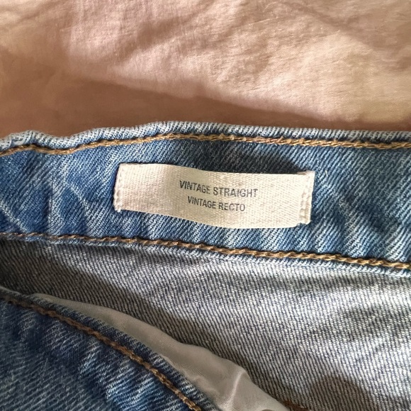 Mom jeans  - Universal Thread - 6/28 - Never worn - Picture 5 of 5